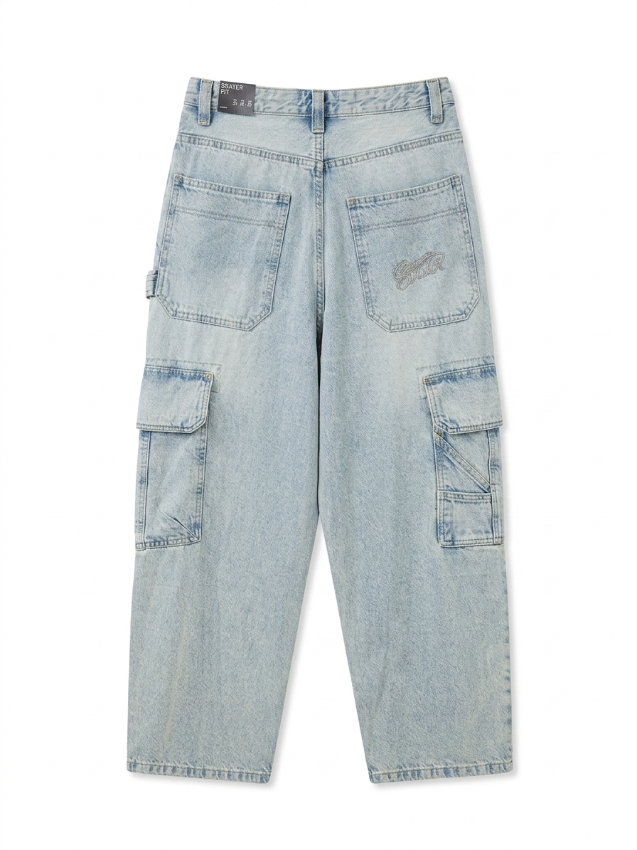 SKATER FIT CARGO JEANS — 3