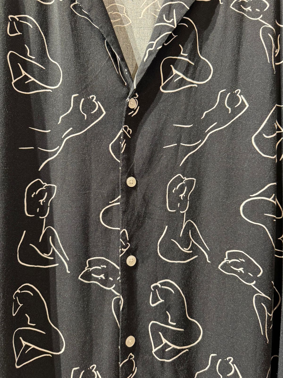 ABSTRACT LINE ART PRINT SHIRT — 2