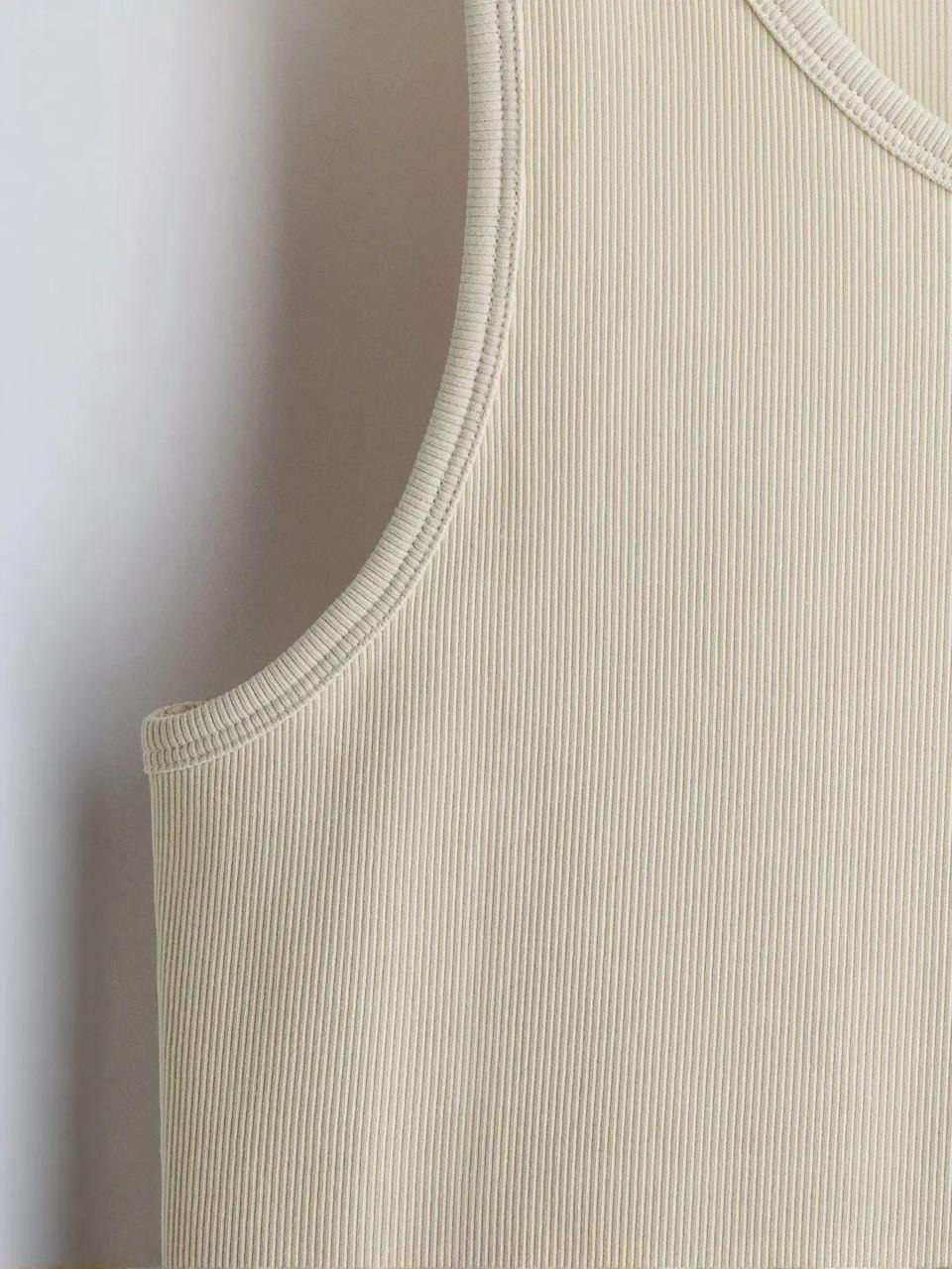     BASIC RIBBED TANK TOP — 3