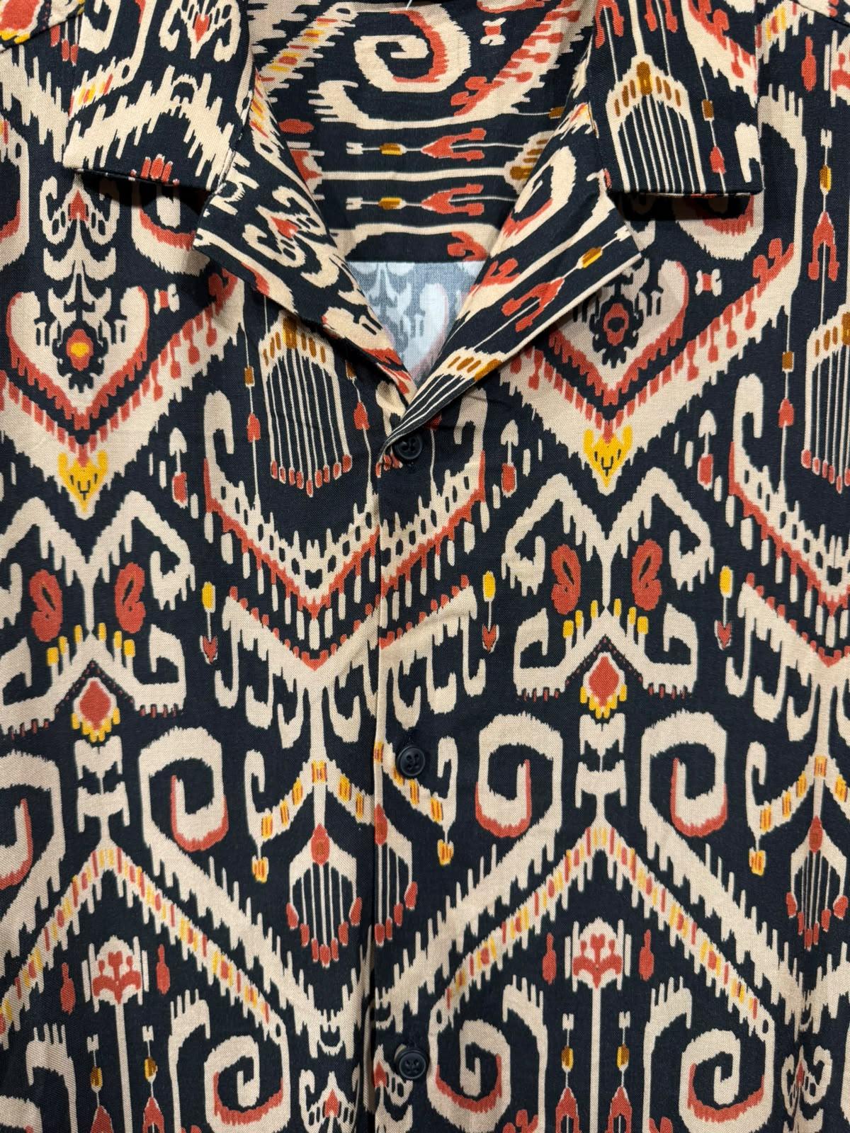 GEOMETRIC PRINT SHIRT — 3
